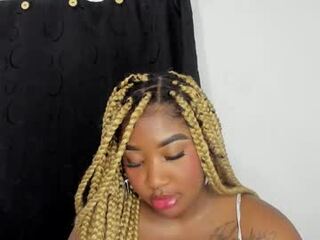 natasshaa_brown