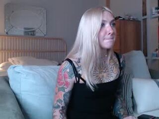 tattoobbgirl